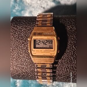 Vintage OMNI Gold Digital Watch